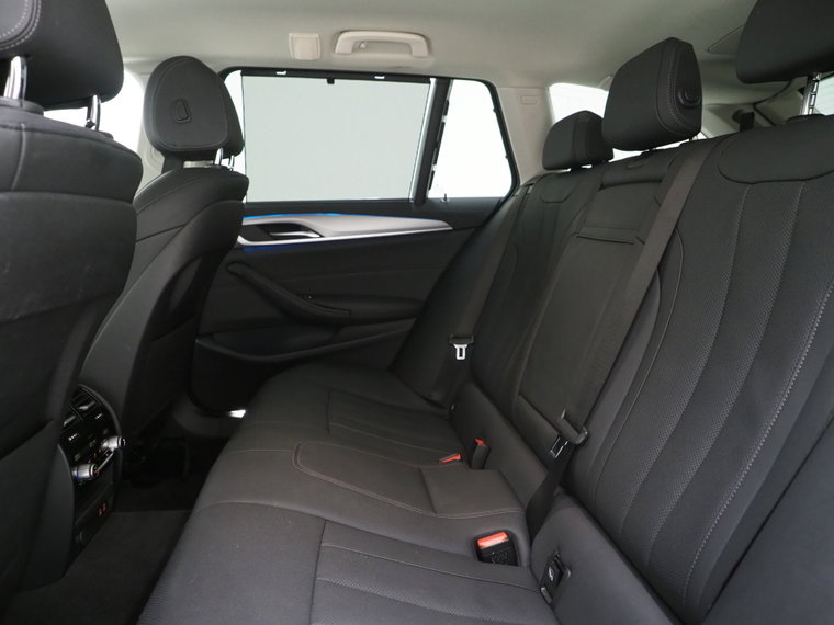 Vehicle Image 39