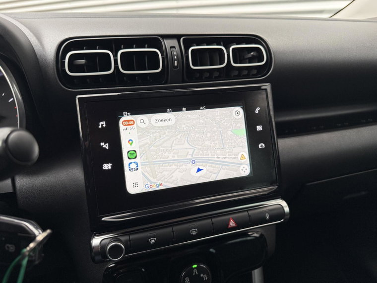 Vehicle Image 18