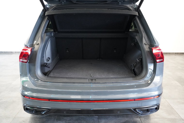 Vehicle Image 32