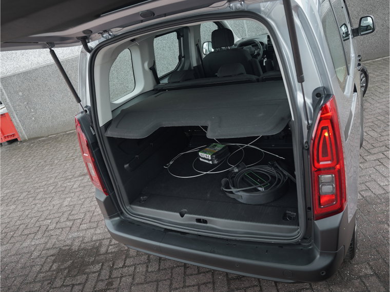 Vehicle Image 18