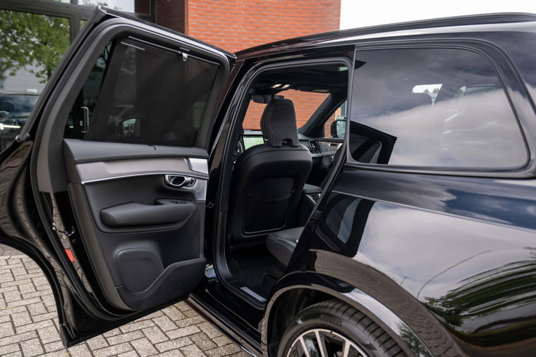 Vehicle Image 37