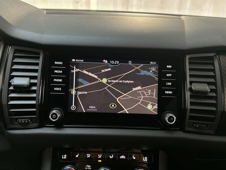 Vehicle Image 13