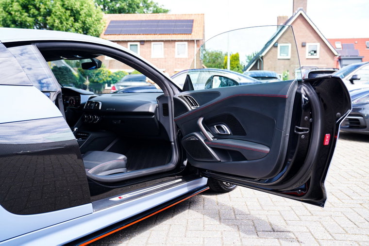 Vehicle Image 35