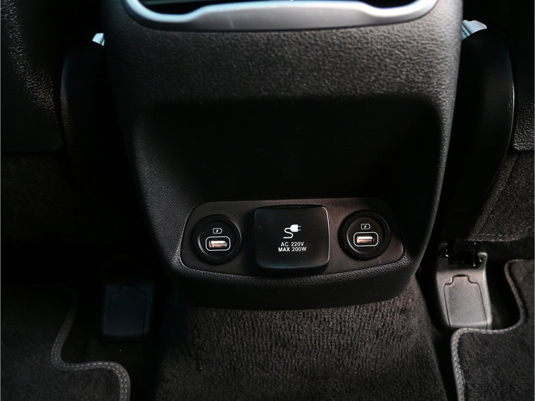 Vehicle Image 33