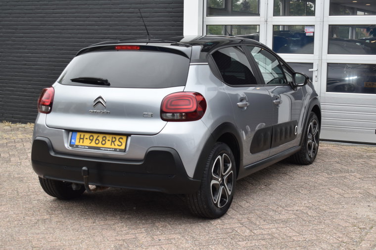 Vehicle Image 26