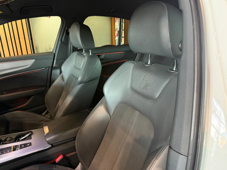 Vehicle Image 39