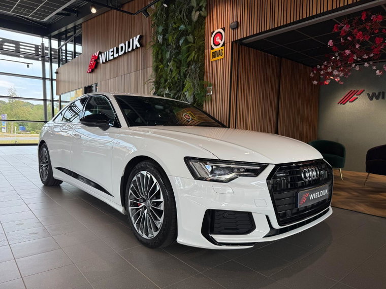 Vehicle Image 6