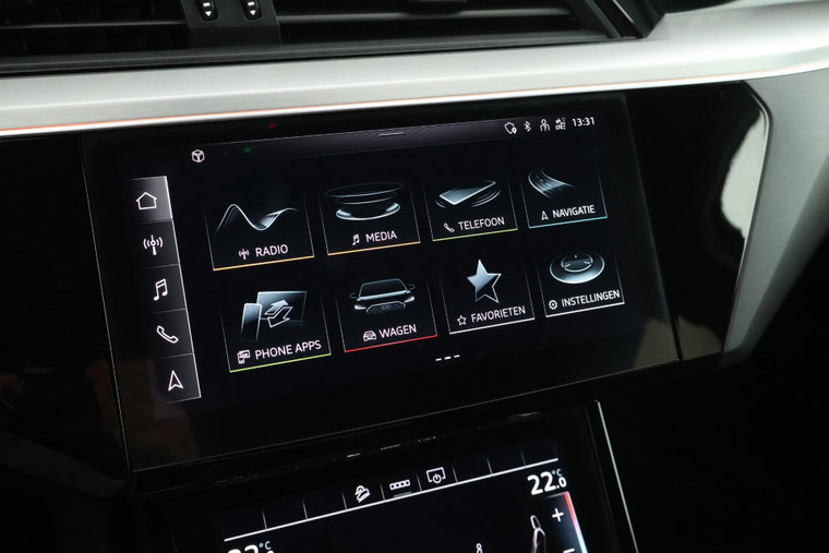 Vehicle Image 35