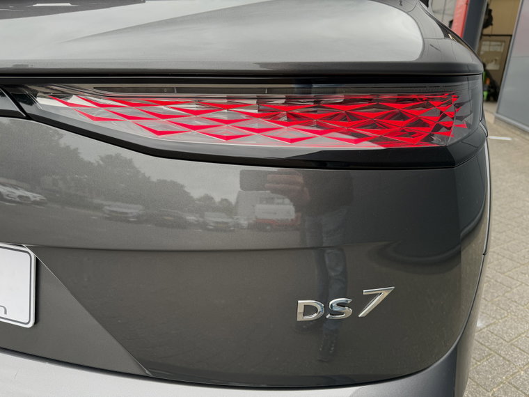 Vehicle Image 48