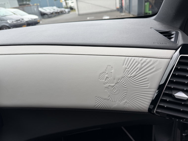 Vehicle Image 50