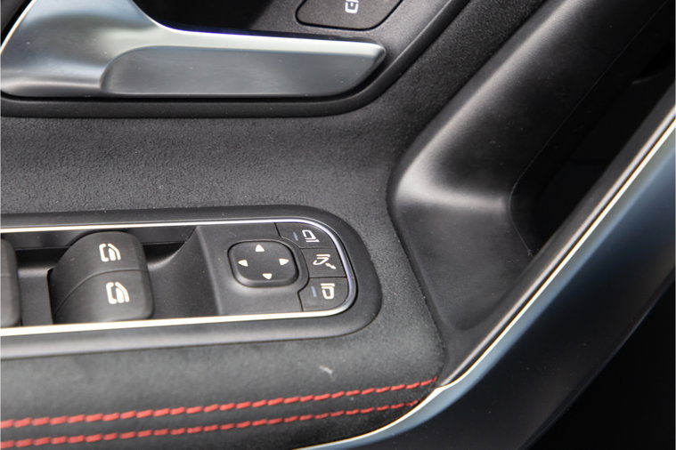 Vehicle Image 36