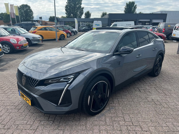 Vehicle Image 5