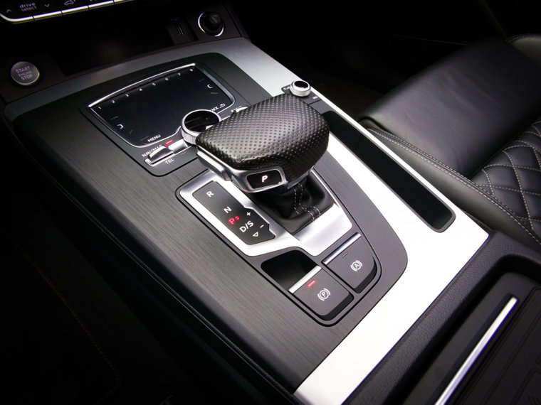 Vehicle Image 36