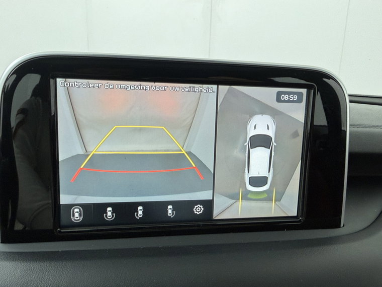 Vehicle Image 30