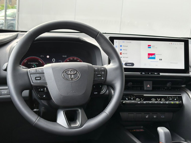Vehicle Image 13