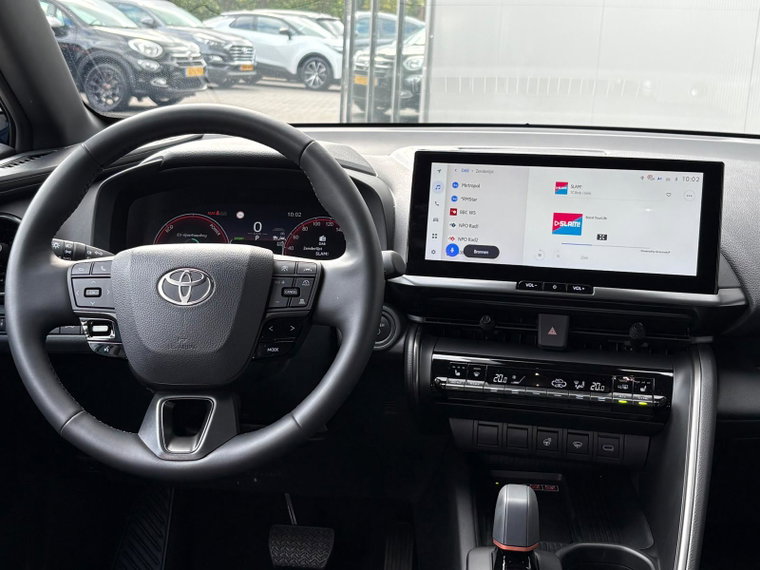 Vehicle Image 14