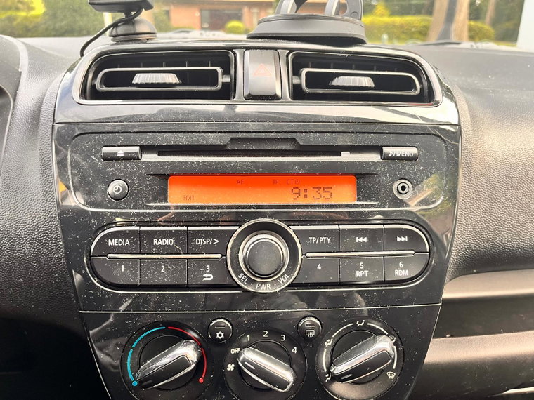 Vehicle Image 21