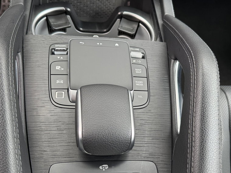 Vehicle Image 31