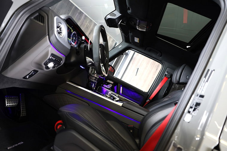 Vehicle Image 7