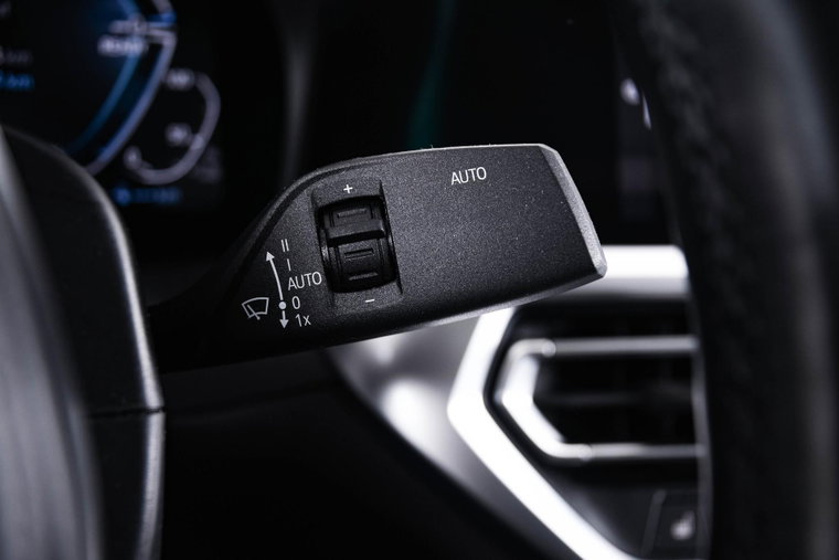 Vehicle Image 40