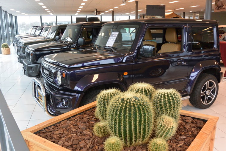Vehicle Image 5