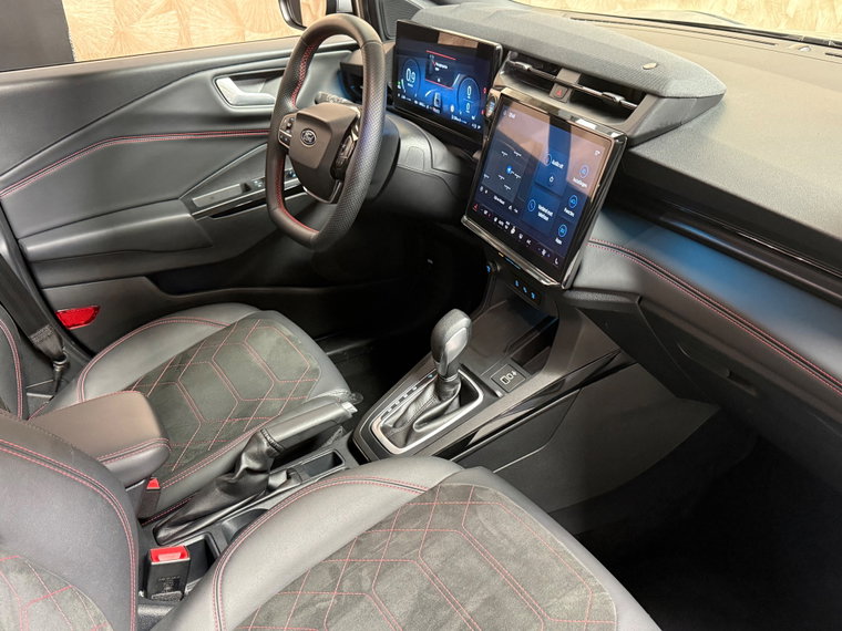 Vehicle Image 13