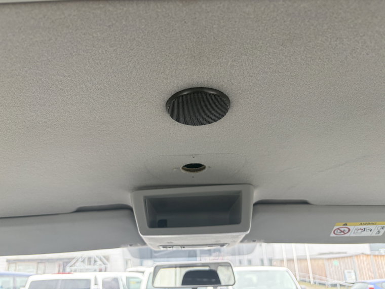 Vehicle Image 32