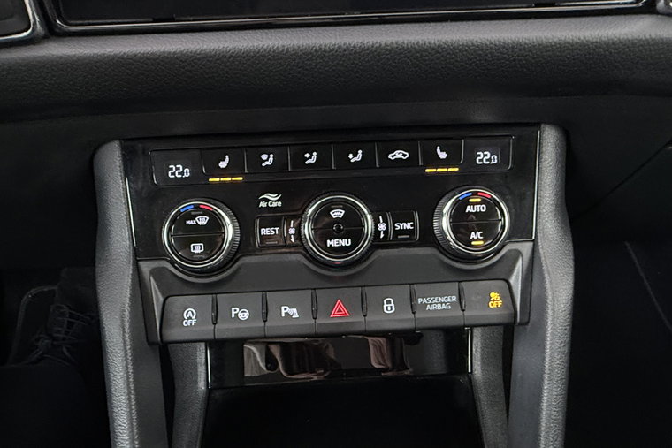 Vehicle Image 24