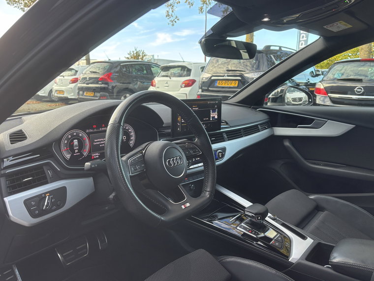 Vehicle Image 18