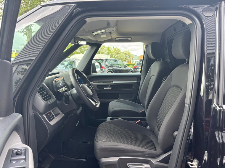 Vehicle Image 22