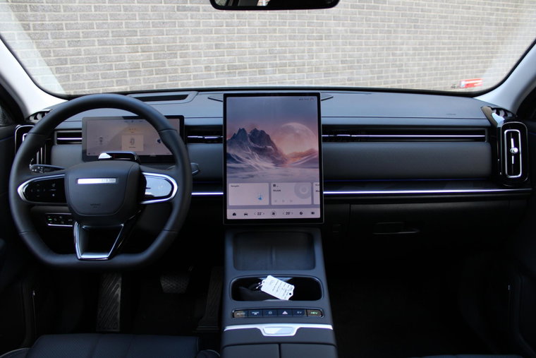 Vehicle Image 19