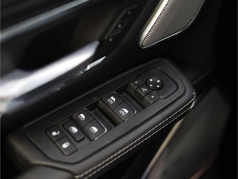 Vehicle Image 42