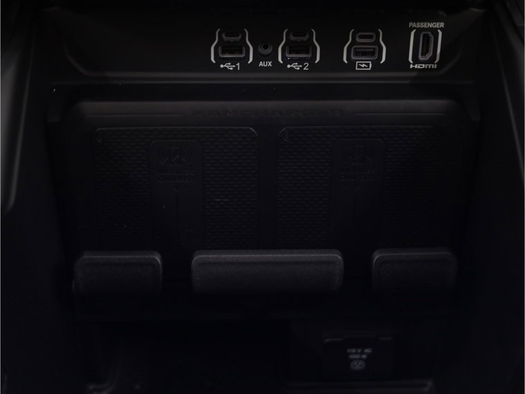 Vehicle Image 48