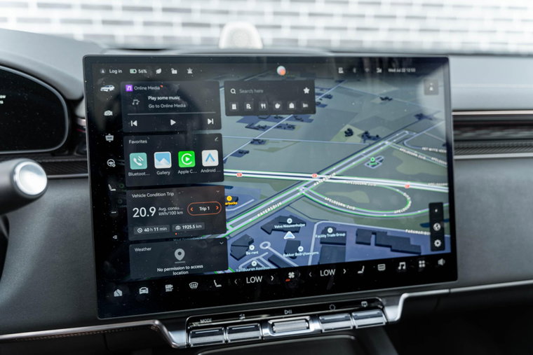 Vehicle Image 9