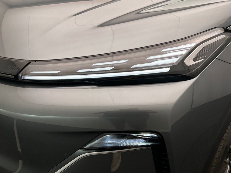 Vehicle Image 37