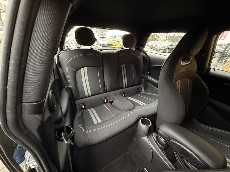 Vehicle Image 47
