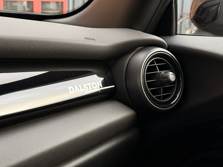 Vehicle Image 50