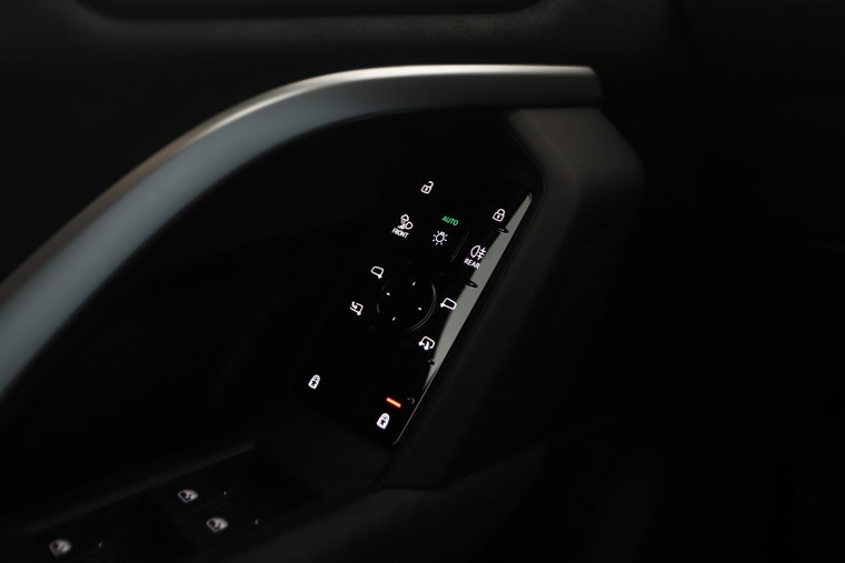 Vehicle Image 37