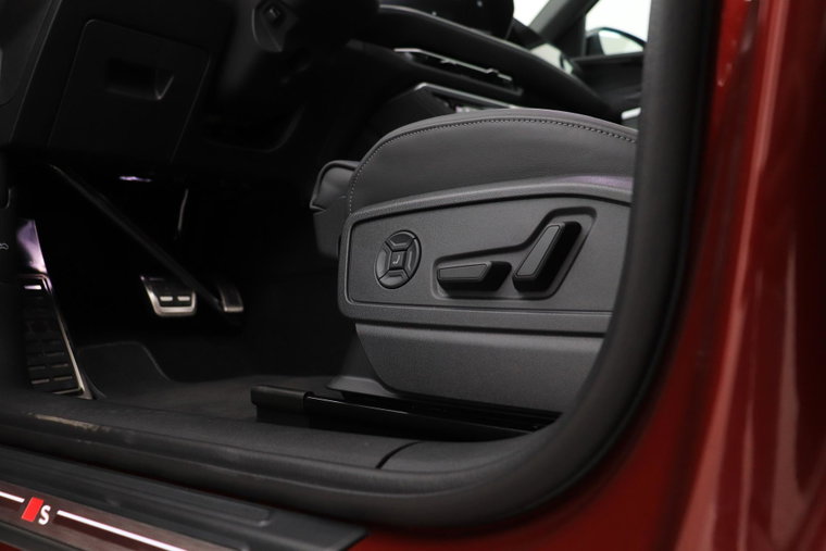Vehicle Image 39