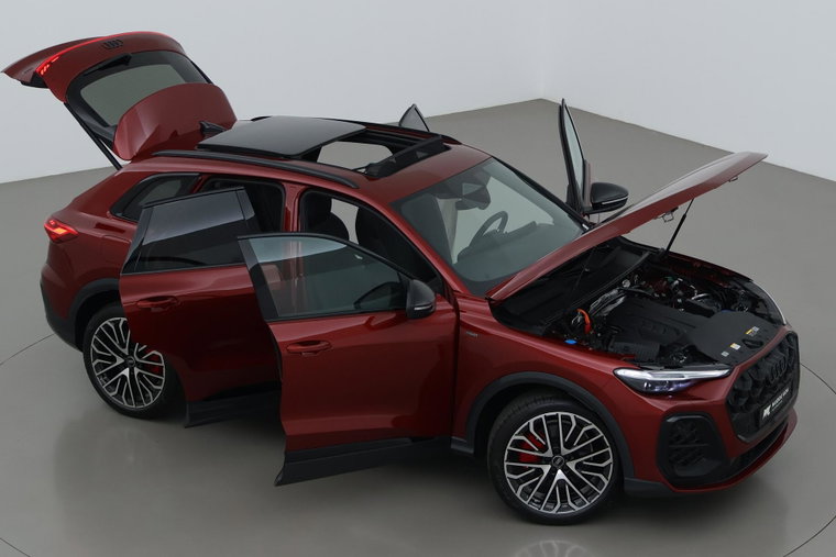 Vehicle Image 6