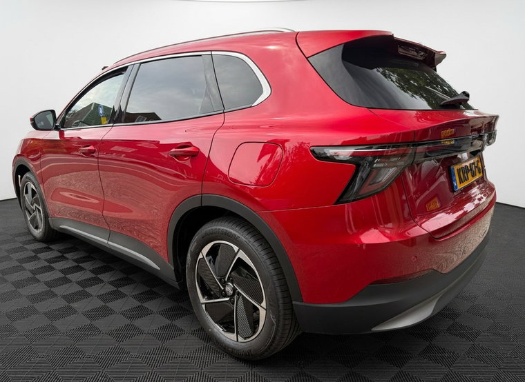 Vehicle Image 8