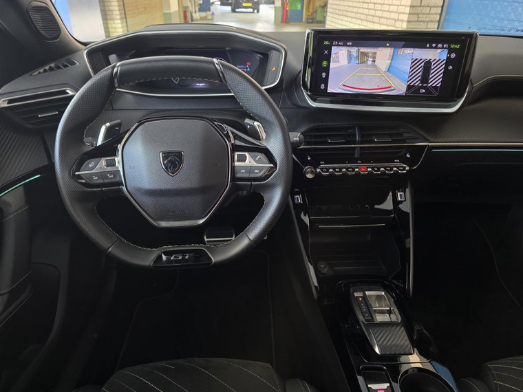 Vehicle Image 19