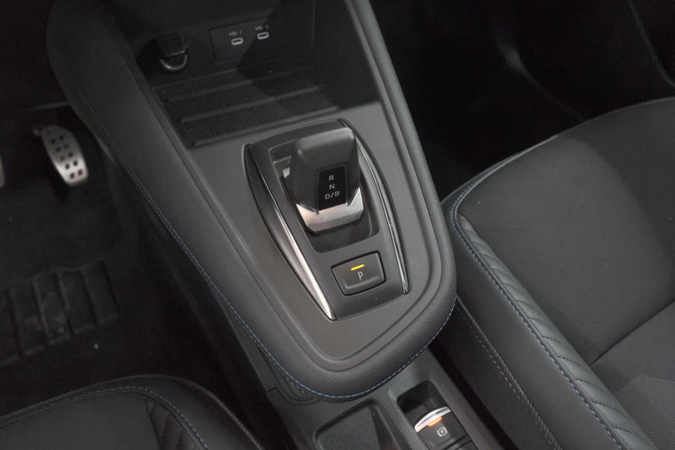 Vehicle Image 38