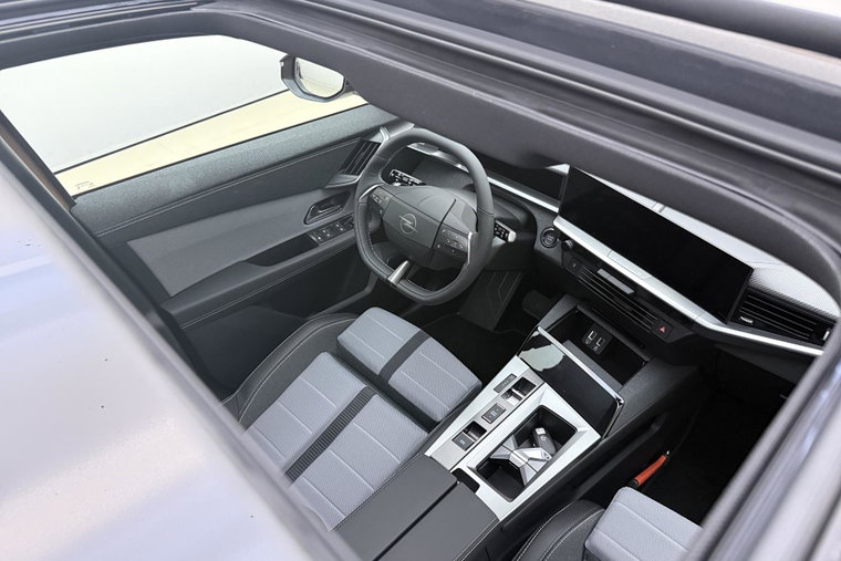 Vehicle Image 20