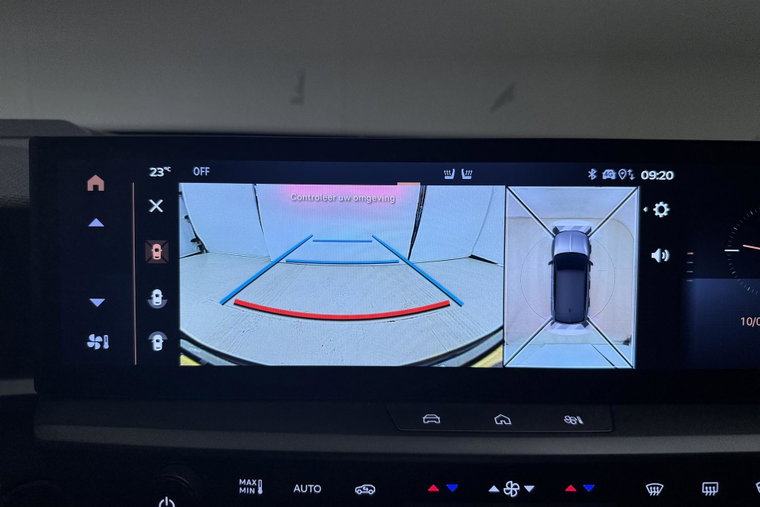 Vehicle Image 36