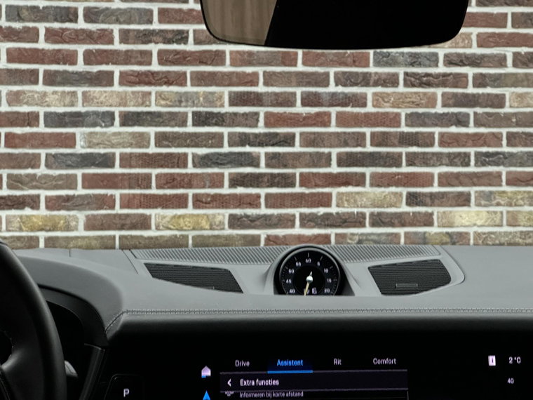 Vehicle Image 27