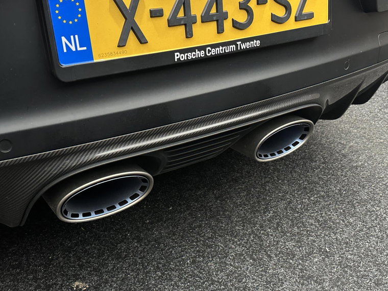 Vehicle Image 35