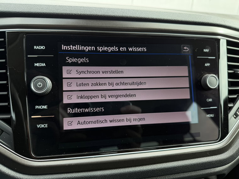 Vehicle Image 52