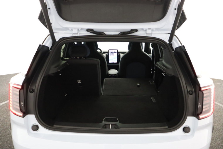 Vehicle Image 19