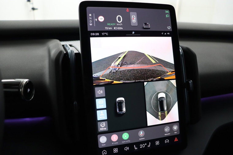 Vehicle Image 7